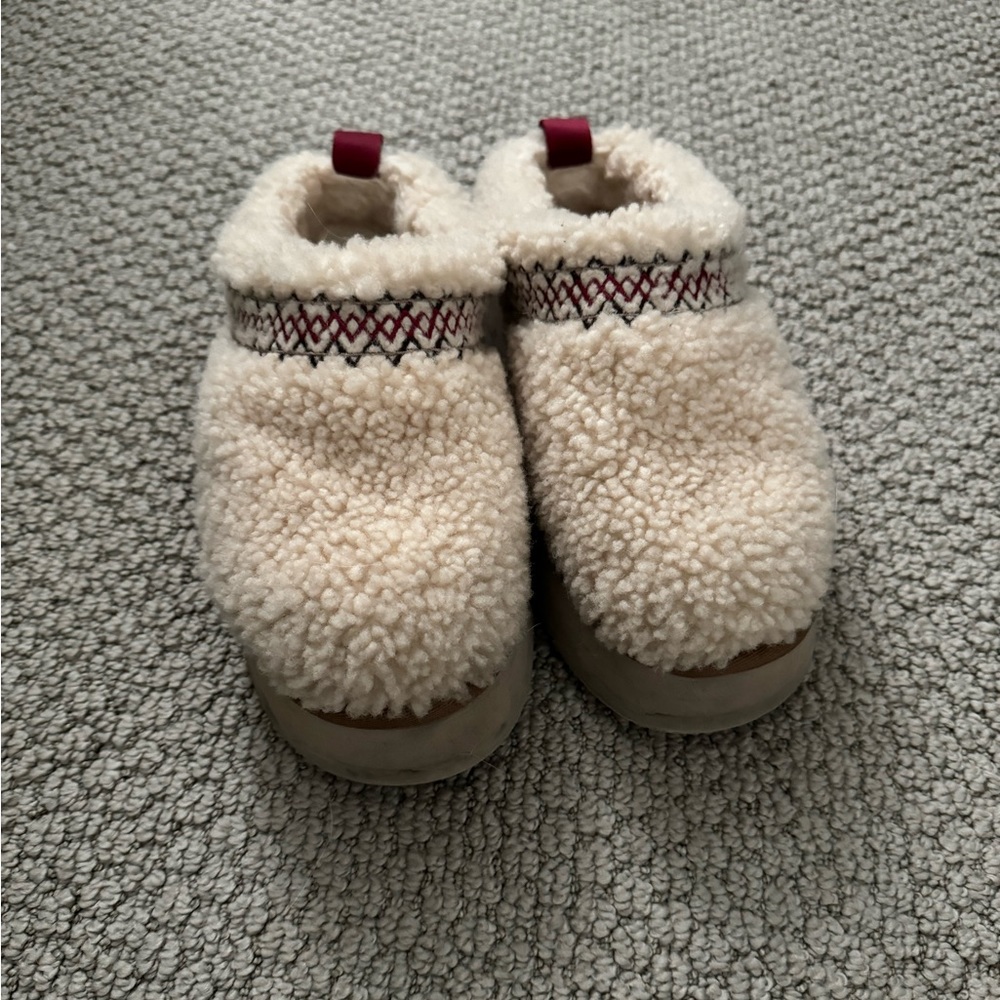 Sherpa Tazz platform UGG slippers